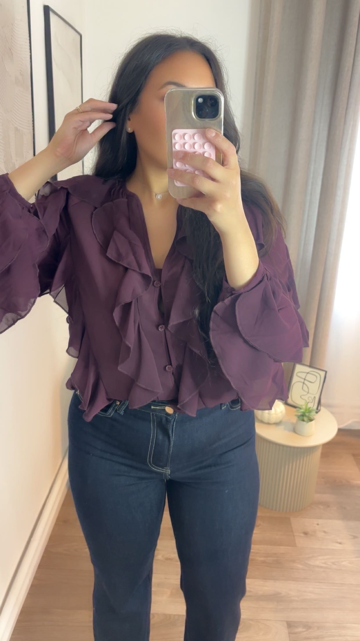 Blouse à volant prune